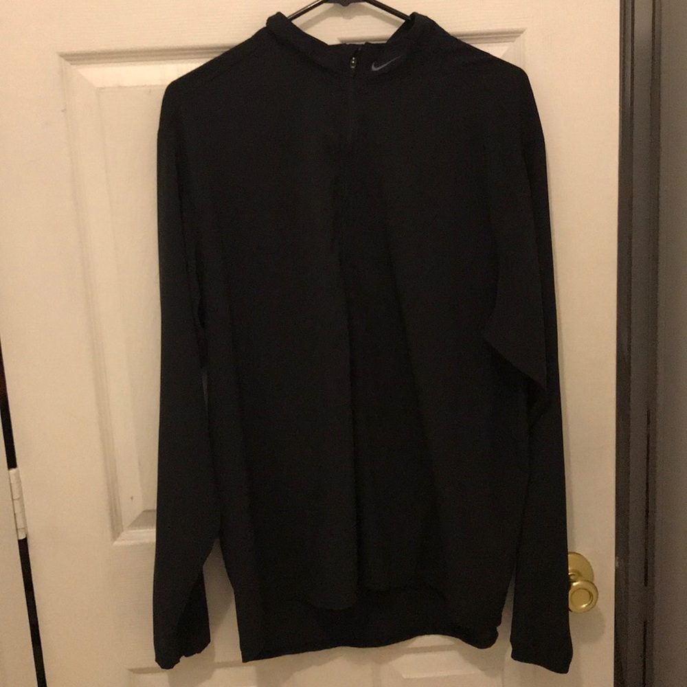 Nike dri-fit black wind breaker large